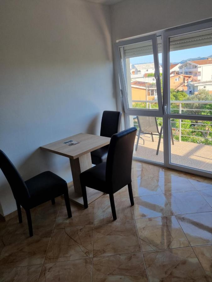 Apartmani Ani Bar Eksteriør billede