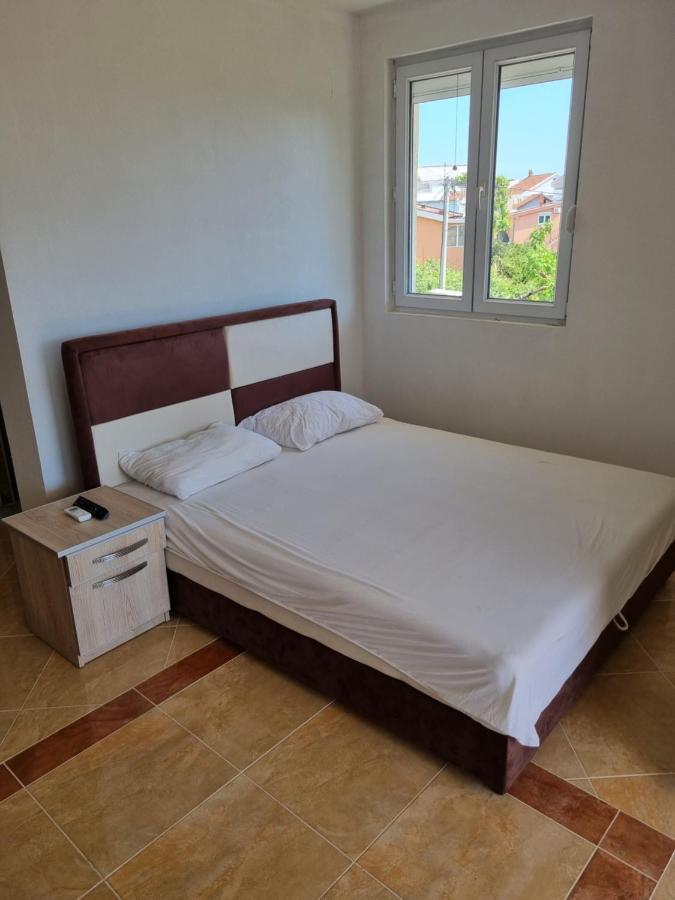 Apartmani Ani Bar Eksteriør billede
