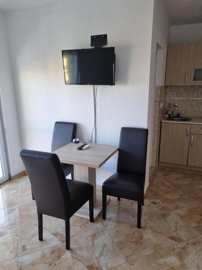 Apartmani Ani Bar Eksteriør billede