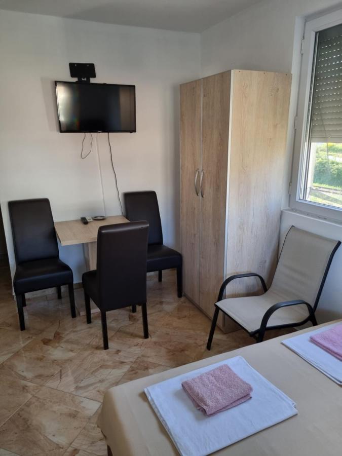 Apartmani Ani Bar Eksteriør billede
